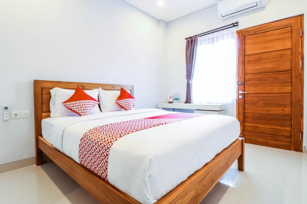 Oyo 1200 Kencana Residence Jimbaran Buitenkant foto