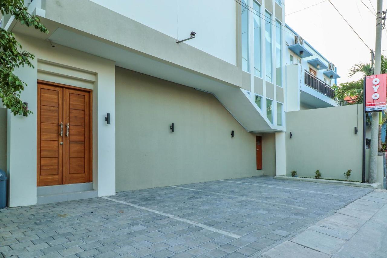 Oyo 1200 Kencana Residence Jimbaran Buitenkant foto