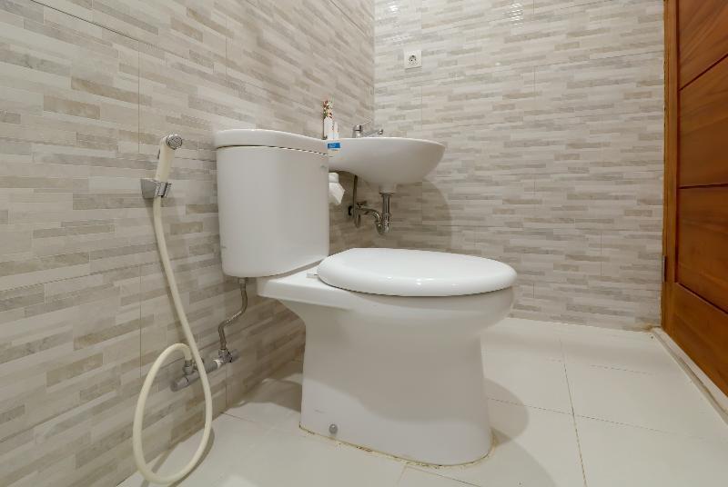 Oyo 1200 Kencana Residence Jimbaran Buitenkant foto